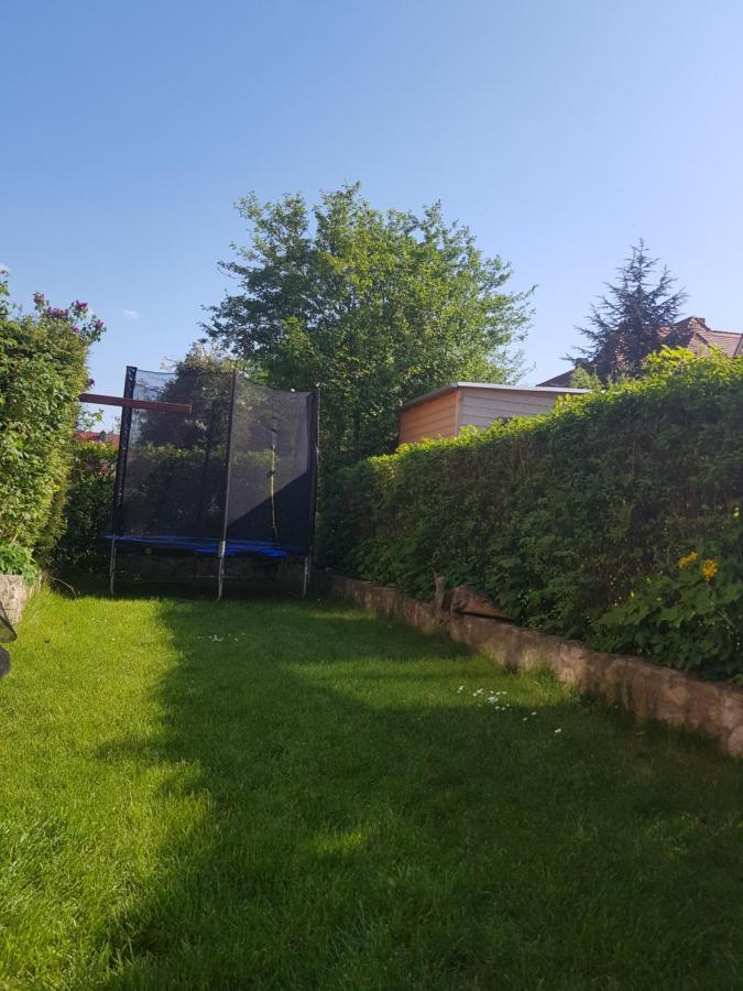 Apartment Am Suedpark Erfurt - Inkl Garten Mit Sitzlounge - Zentrumsnah Exterior photo
